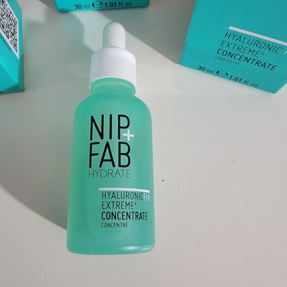 Nip + Fab Hyaluronic Extreme 4 Concentrate NIB - Picture 2 of 7